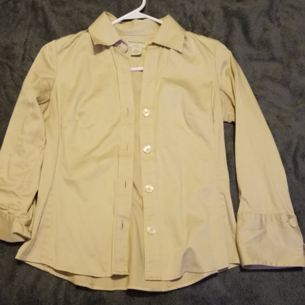 BANANA REPUBLIC Tan Women's Dress Shirt size S